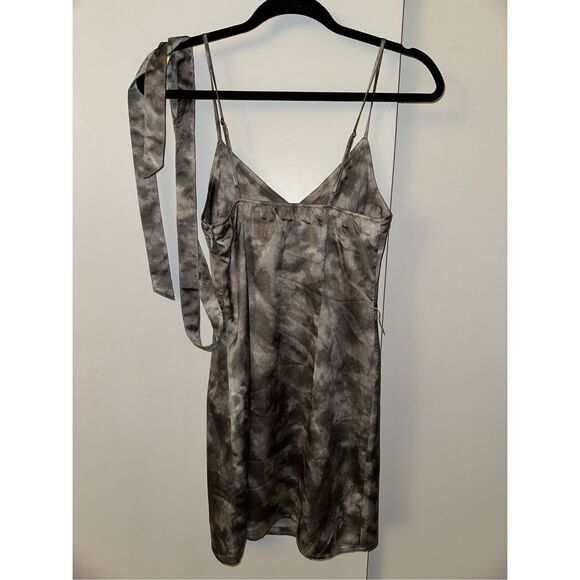 Abercrombie and Fitch Women’s Gray Tie Dye Belted Skip Dress XS Gently Worn - Picture 6 of 11
